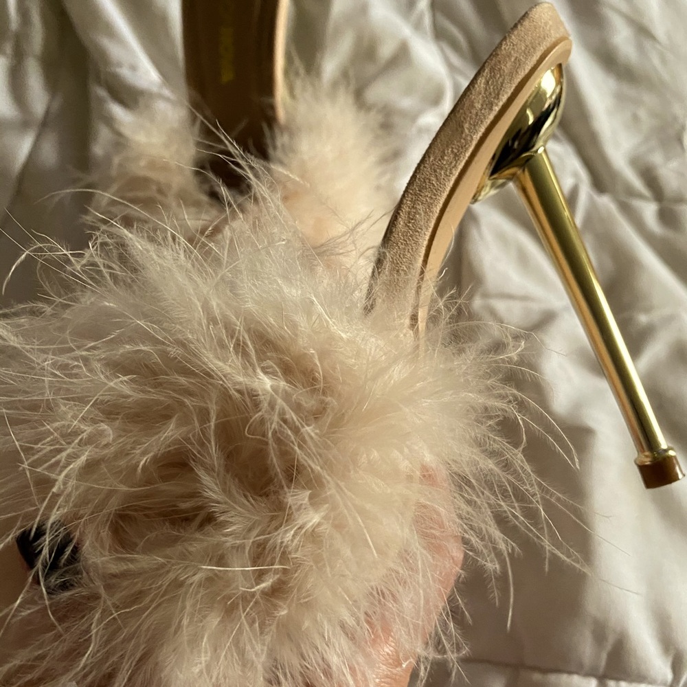 Fur heels